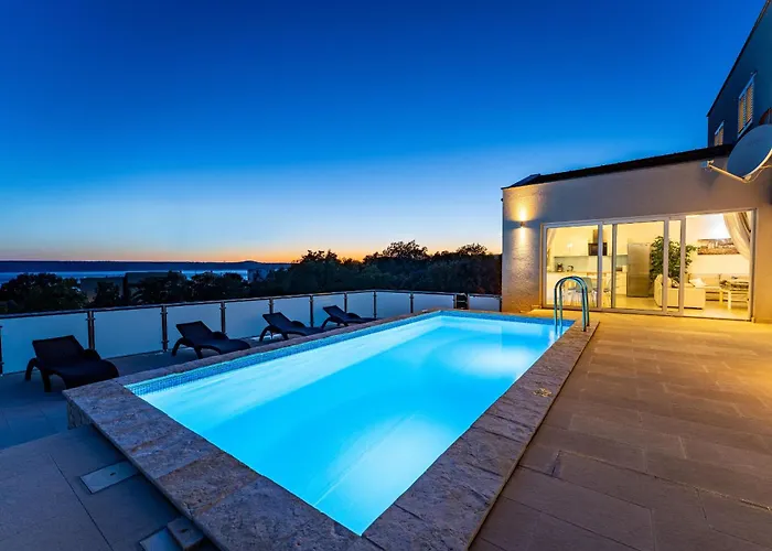 My Dalmatia - Sea View Anpero With Private Heated Pool And Sauna Tatil Evi Maslenica