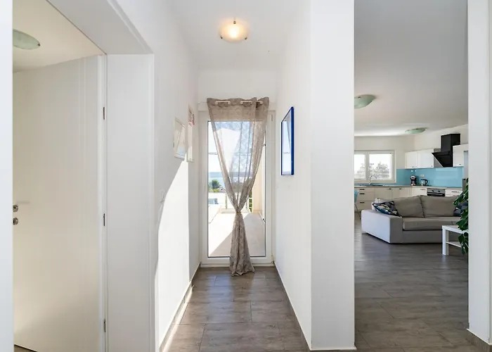 Vakantiehuis My Dalmatia - Sea View Anpero With Private Heated Pool And Sauna