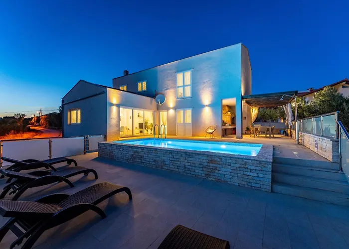 Tatil Evi My Dalmatia - Sea View Anpero With Private Heated Pool And Sauna Maslenica